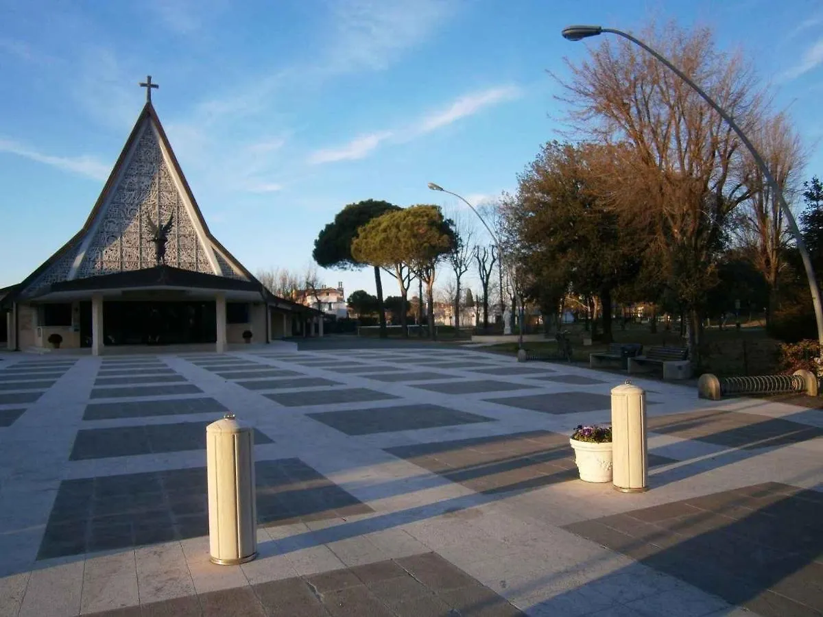 Apartment In Bibione 24443
